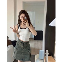 立體剪裁設計撞色素面背心